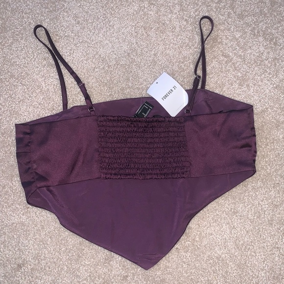 NWT Purple Crop Top with Ruched Backing and Pointed Hem - Forever 21 size Large - Picture 2 of 4